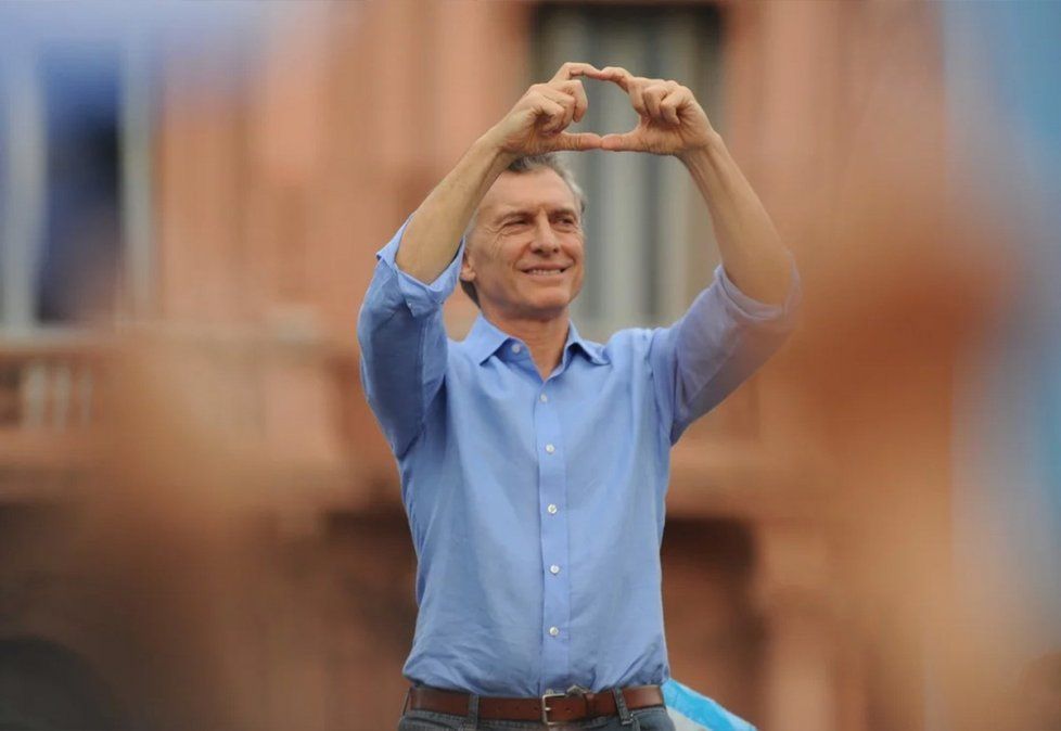 Macri felicitó al nuevo gobierno de Boca y dijo que al club hay que cuidarlo