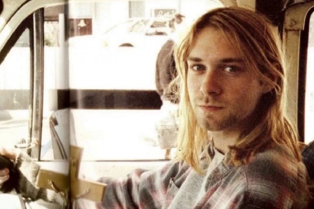 La incalculable cifra que pagó un fanático de Kurt Cobain por los mechones de su cabello.