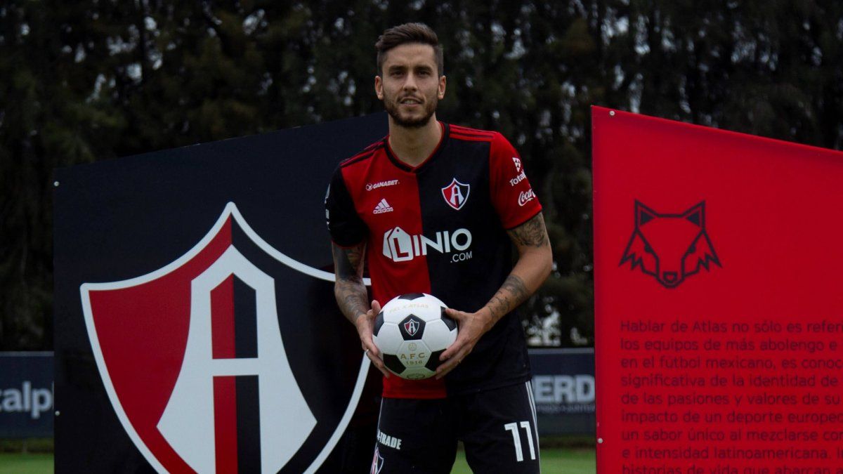 Para alegría de Gabriel Heinze, Ricky Álvarez vuelve a Vélez