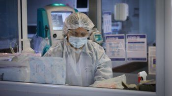 Casi 140 santafesinos se encuentran internados en terapia intensiva afectados por el covid-19.
