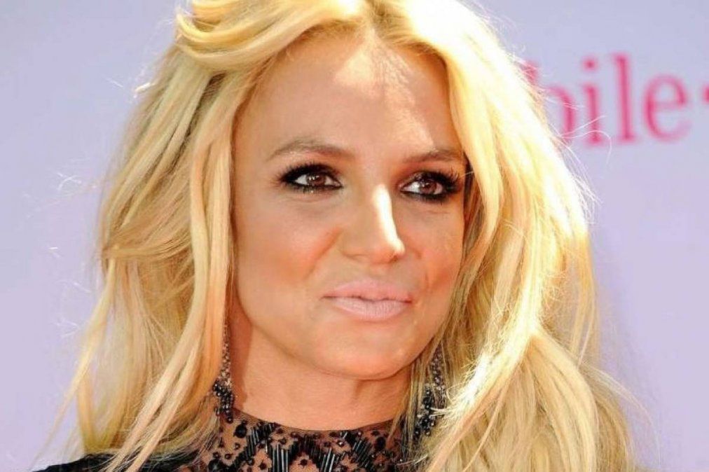 Britney Spears lanzó una canción junto a una legendaria banda del pop y sorprendió a los fanáticos