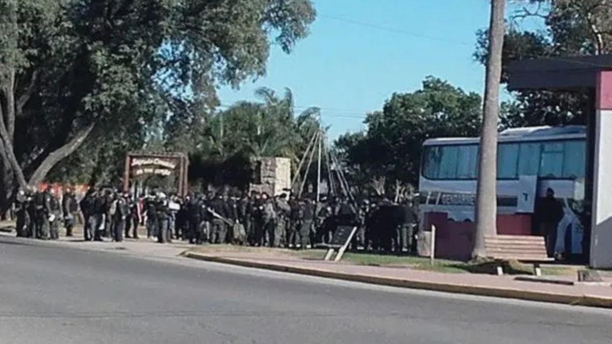 Gendarmería realizó 70 allanamientos simultáneos en busca de datos por una estafa millonaria en Córdoba y Santa Fe