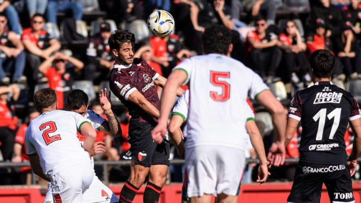 Colón vs Agropecuario por la fecha 26 de la Primera Nacional.