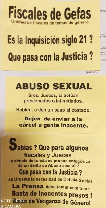 Los panfletos que entregaban los manifestantes