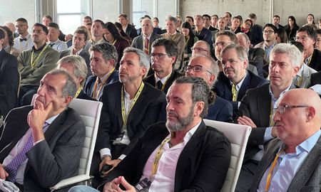 Especialistas analizaron avances en cirugía robótica e inteligencia artificial aplicados al cáncer de páncreas. Especialistas analizaron avances en cirugía robótica e inteligencia artificial aplicados al cáncer de páncreas.