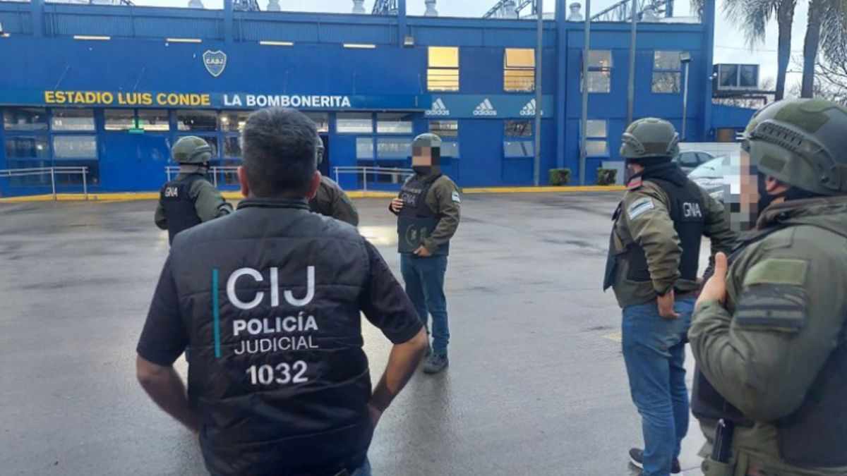 Allanamiento en la Bombonera: investigan venta de entradas falsas en Boca Juniors