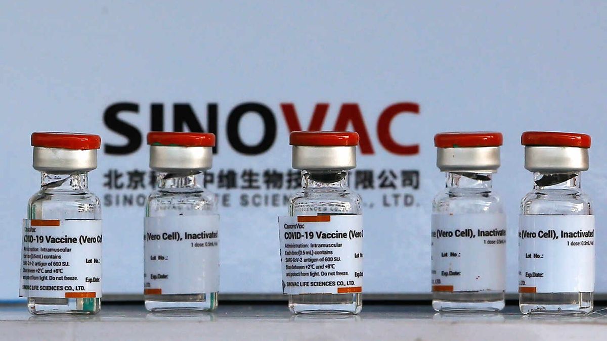 La vacuna Sinovac ya se está administrando de forma masiva en unos 22 países y territorios.