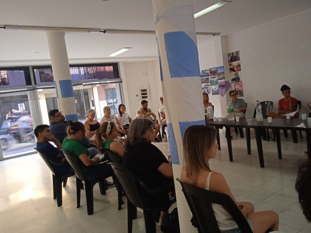 Encuentro de la comisión de salud de la Multisectorial Santa Fe. Encuentro de la comisión de salud de la Multisectorial Santa Fe.