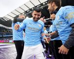 Sergio Kun Agüero jugó su último partido de la Premier League con el Manchester City, anotó un doblete y quebró otro récord. Sergio Kun Agüero jugó su último partido de la Premier League con el Manchester City, anotó un doblete y quebró otro récord.