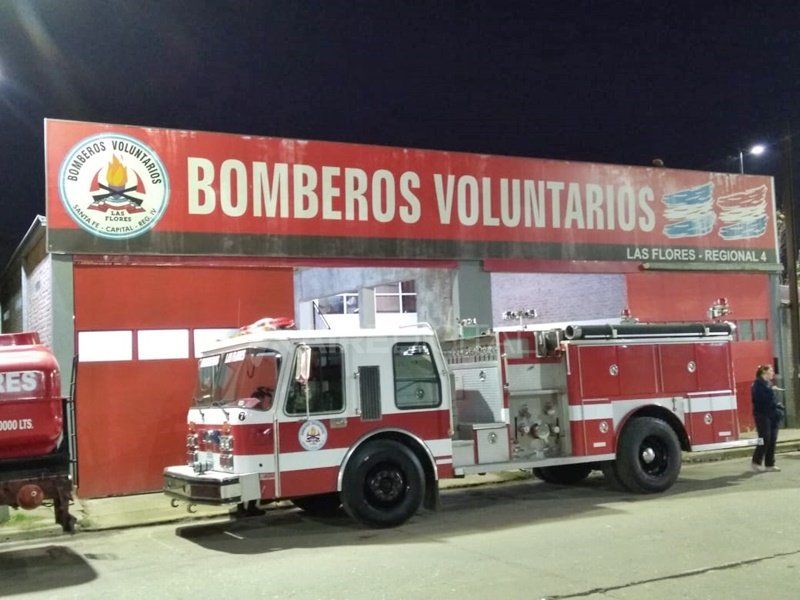 Los Bomberos Voluntarios celebraron su día en el cuartel de Las Flores