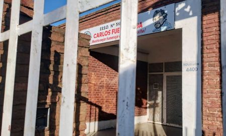 temor en una escuela de rosario: encontraron una amenaza y suspendieron las clases temor en una escuela de rosario: encontraron una amenaza y suspendieron las clases