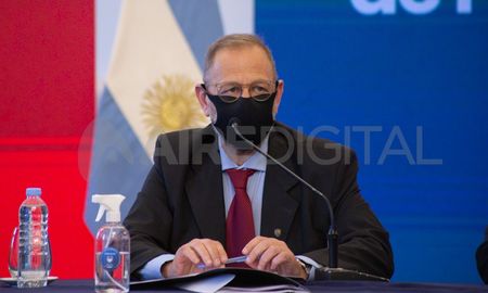 Marcos Corach, ministro de Gestión Pública de la provincia de Santa Fe. Marcos Corach, ministro de Gestión Pública de la provincia de Santa Fe.
