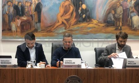 Tenso debate en la sesión del Concejo, con la seguridad como tema central. Tenso debate en la sesión del Concejo, con la seguridad como tema central.