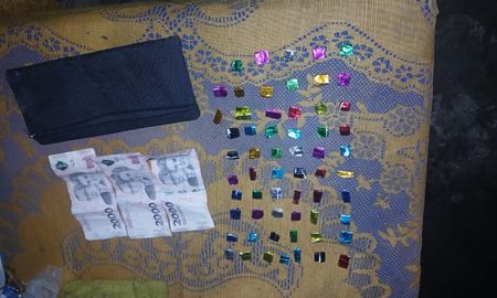 Una joven de 27 años fue aprehendida en barrio Santa Rosa de Lima en Santa Fe por microtráfico. Una joven de 27 años fue aprehendida en barrio Santa Rosa de Lima en Santa Fe por microtráfico.