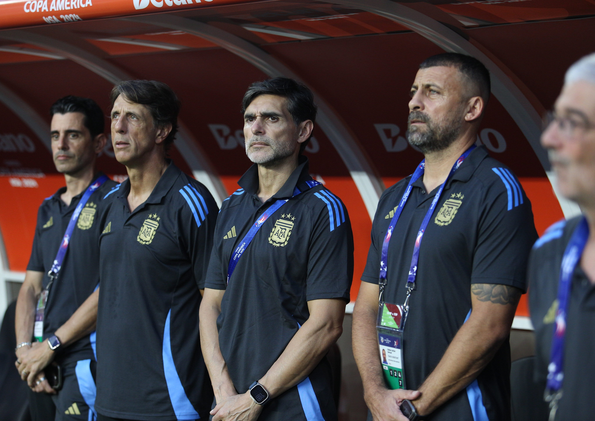 Walter Samuel, técnico de la Selección Argentina ante Perú. Walter Samuel, técnico de la Selección Argentina ante Perú.