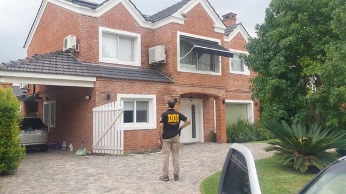 La fiscal Laura Capra pidió prisión perpetua para Soledad Paniagua, acusada del homicidio del ingeniero Wolfenson en su casa de un country de Pilar. La fiscal Laura Capra pidió prisión perpetua para Soledad Paniagua, acusada del homicidio del ingeniero Wolfenson en su casa de un country de Pilar.