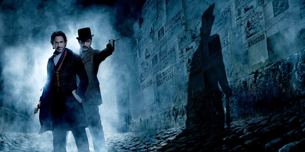 El primer film se llamó simplemente Sherlock Holmes y el segundo Sherlock Holmes: A Game of Shadows.