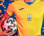 La UEFA pidió a Ucrania eliminar un mapa y dos slogans de la camiseta para la Eurocopa 2020 por ser mensajes con carácter político y militar. La UEFA pidió a Ucrania eliminar un mapa y dos slogans de la camiseta para la Eurocopa 2020 por ser mensajes con carácter político y militar.