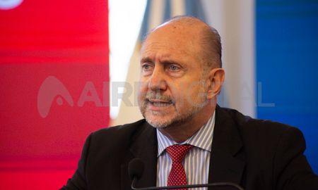 El gobernador Perotti, junto a los ministros Agosto y Frana, se reunió con los presidentes de la Cámaras Argentina de la Construcción de Rosario y Santa Fe.