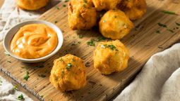 altText(Croquetas de brócoli y queso: la receta perfecta para sorprender a los más pequeños)}