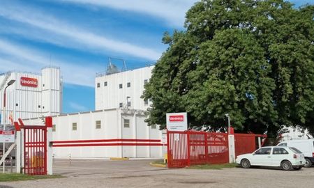 Durante el encuentro realizado el jueves pasado, la empresa no ofreció ninguna alternativa de pago a sus trabajadores. Durante el encuentro realizado el jueves pasado, la empresa no ofreció ninguna alternativa de pago a sus trabajadores.
