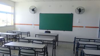 En el IES suspendieron las clases este viernes y realizaron una jornada de reflexión y concientización.