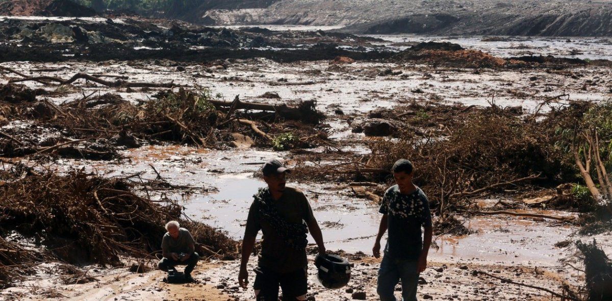 Brasil: cedió una represa y hay 9 muertos y 150 desaparecidos