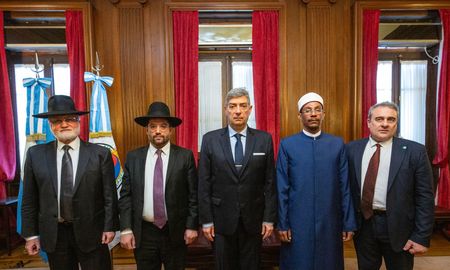 El presidente de la Corte Suprema Horacio Rosatti se reunió con líderes religiosos antes de la implementación de las autopsias virtuales. El presidente de la Corte Suprema Horacio Rosatti se reunió con líderes religiosos antes de la implementación de las autopsias virtuales.