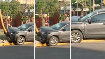 Impactante choque en Aristóbulo del Valle y Ricardo Aldao: una camioneta terminó incrustada contra una columna