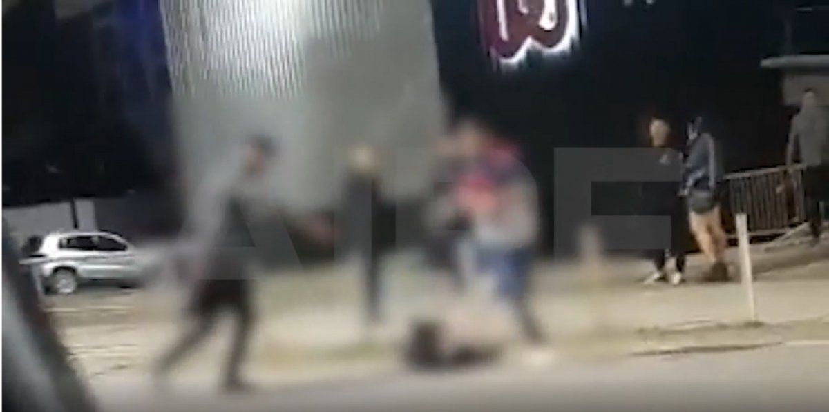 El suceso pasó fuera de una discoteca y terminó con un hombre trasladado al hospital Cullen.&nbsp;