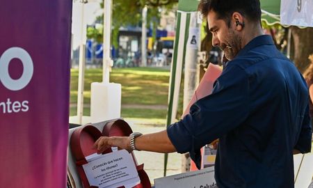 El Ministerio de Salud de la Provincia de Santa Fe, a través del Centro Único de Donación, Ablación e Implante de Órganos (Cudaio), lleva adelante una estrategia de prevención y concientización por el Día Mundial del Riñón. El Ministerio de Salud de la Provincia de Santa Fe, a través del Centro Único de Donación, Ablación e Implante de Órganos (Cudaio), lleva adelante una estrategia de prevención y concientización por el Día Mundial del Riñón.