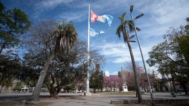 Las actividades serán encabezadas por el gobernador de Santa Fe, Maximiliano Pullaro, y el intendente de la ciudad, Juan Pablo Poletti, y se desarrollarán entre el domingo 24 y el lunes 25 de mayo en distintos espacios de la ciudad capital.