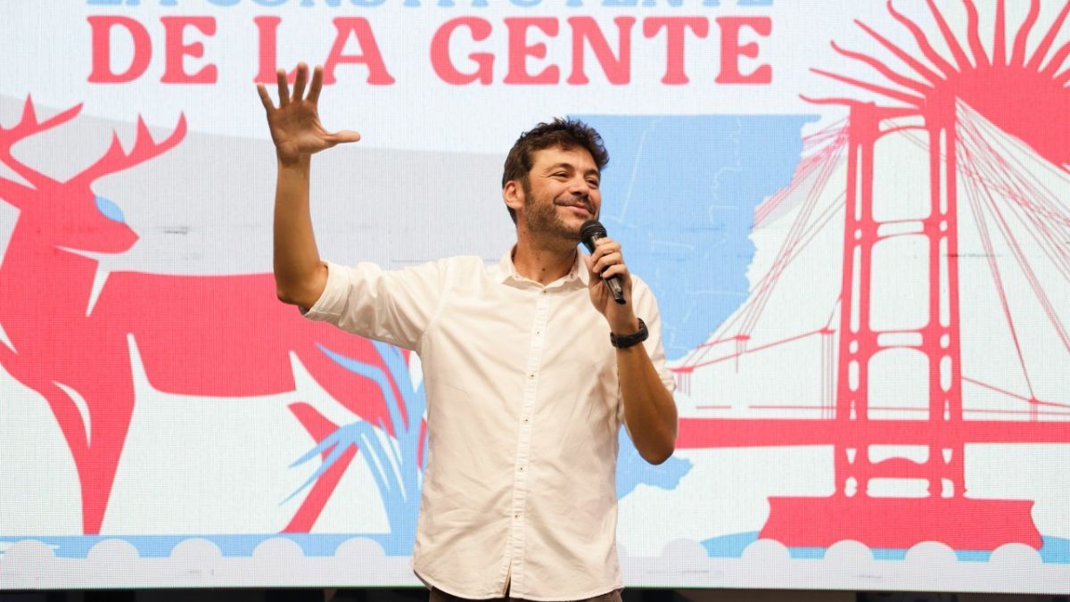 El candidato a Convencional Constituyente por la lista “Más para Santa Fe” abrió el quinto evento de la “Constituyente de la Gente” en la capital provincial.