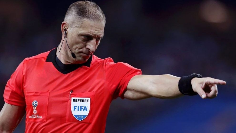 Néstor Pitana será el encargado de impartir justicia en el clásico santafesino en cancha de Colón.