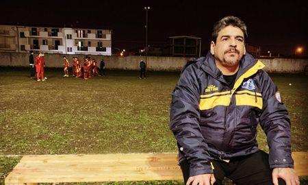 Hugo Maradona falleció este martes a los 52 años y varios equipos lo despidieron en redes sociales. Hugo Maradona falleció este martes a los 52 años y varios equipos lo despidieron en redes sociales.
