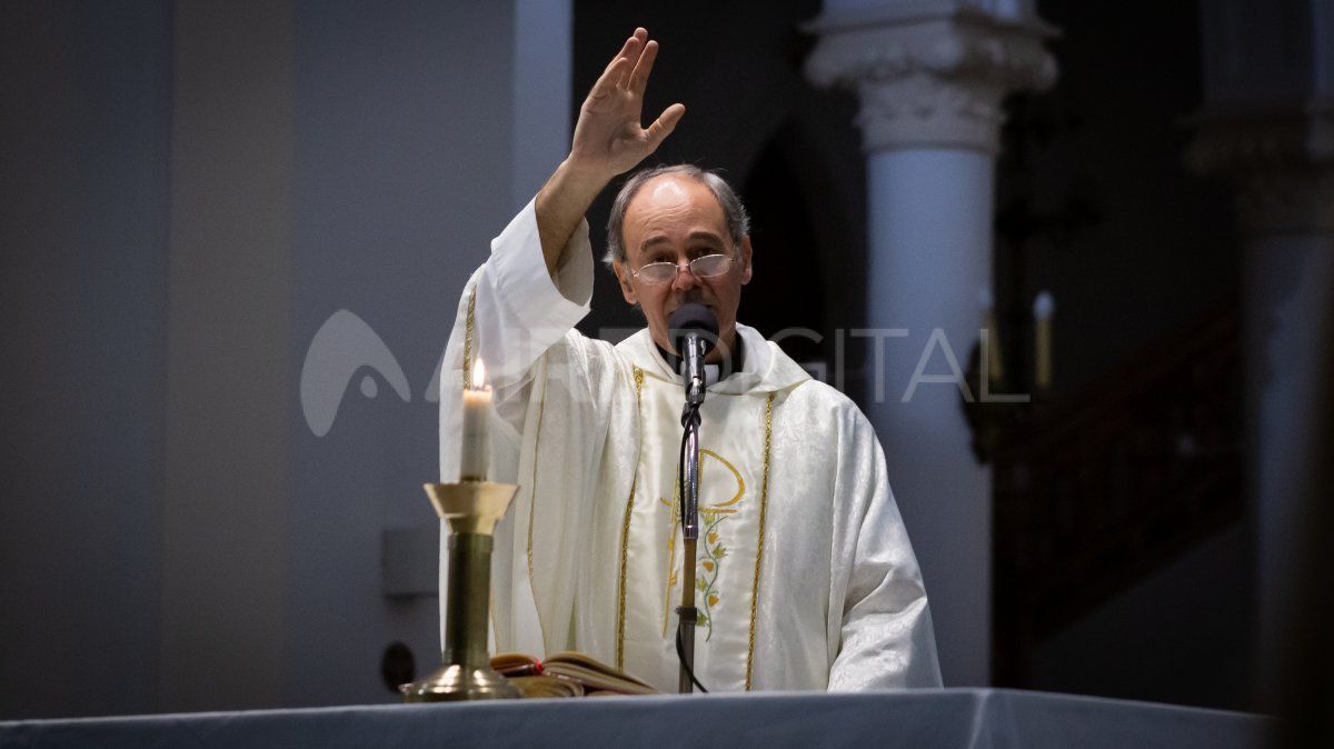 Con la Basílica vacía y transmisión en vivo, se celebró la misa de Pascua en Guadalupe
