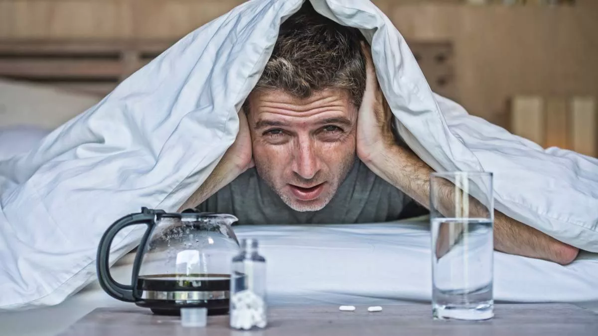 Habitualmente, las resacas no duran más de 24 horas. Habitualmente, las resacas no duran más de 24 horas.