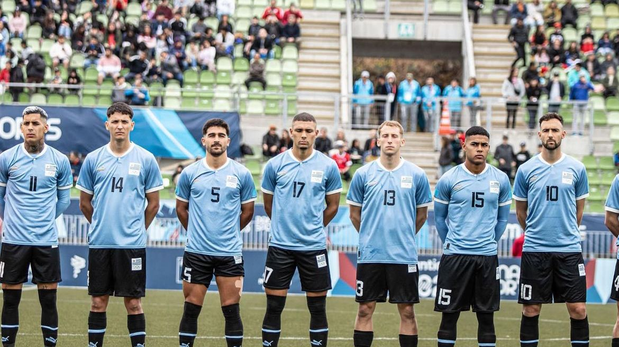 Lo espera Iván Delfino: Colón avanza por un jugador de la selección uruguaya
