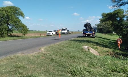 El corte total de la Ruta Nacional 34 se ubica en el kilómetro 238, entre Lehmann y Ataliva. El corte total de la Ruta Nacional 34 se ubica en el kilómetro 238, entre Lehmann y Ataliva.