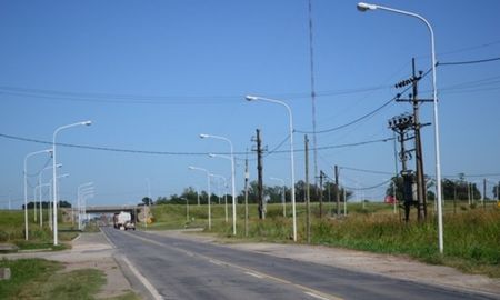 Circunvalación Oeste y Ruta Provincial N° 70: tres ladrones asaltaron a dos mujeres. Circunvalación Oeste y Ruta Provincial N° 70: tres ladrones asaltaron a dos mujeres.