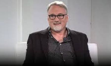 Brad Pitt y Steven Soderbergh dicen que mirar un film de David Fincher es como ver un partido de fútbol. Brad Pitt y Steven Soderbergh dicen que mirar un film de David Fincher es como ver un partido de fútbol.
