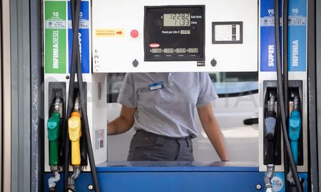 La producción instalada del país alcanza los 4 millones de toneladas de biodiesel, más del 80% se ubica en la provincia de Santa Fe. La producción instalada del país alcanza los 4 millones de toneladas de biodiesel, más del 80% se ubica en la provincia de Santa Fe.