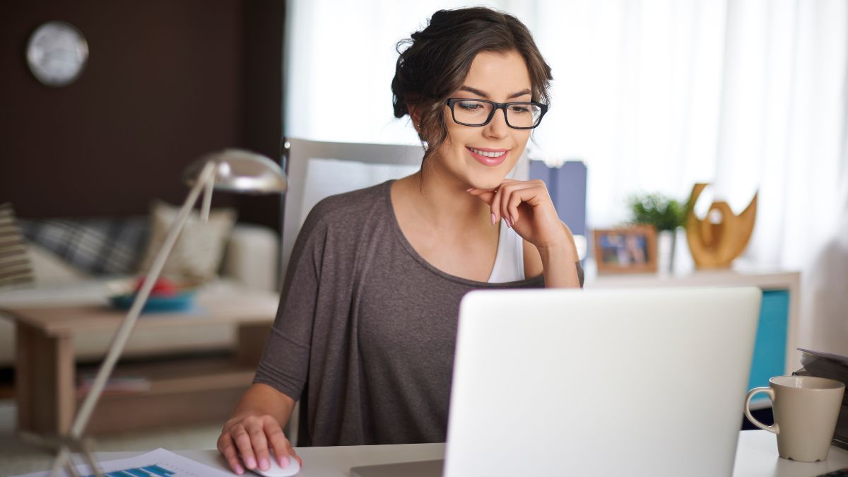 Tres bancos buscan empleados con opción de home office y por sueldos desde $1.600.000 en febrero 2025