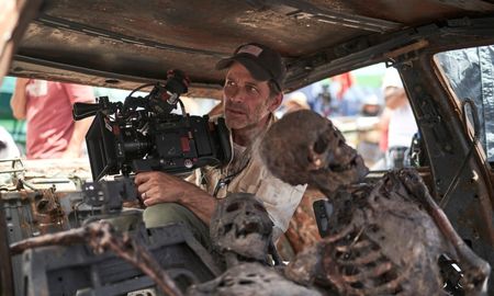 Netflix: Zack Snyder dijo que Army of the Dead es la película más divertida que ha dirigido. Netflix: Zack Snyder dijo que Army of the Dead es la película más divertida que ha dirigido.