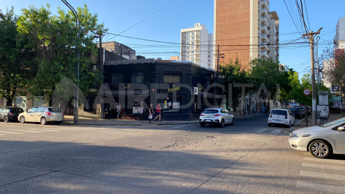 Merienda violenta: a punta de pistola