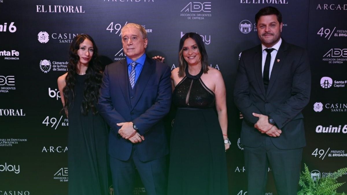 Carlos Felice recibió el Premio Brigadier Honorífico, mientras que Ospat lo hizo en la categoría Obra Social.