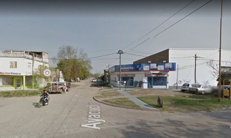 Aristóbulo del Valle y Ayacucho: balearon a un joven que se resistió a un robo Aristóbulo del Valle y Ayacucho: balearon a un joven que se resistió a un robo