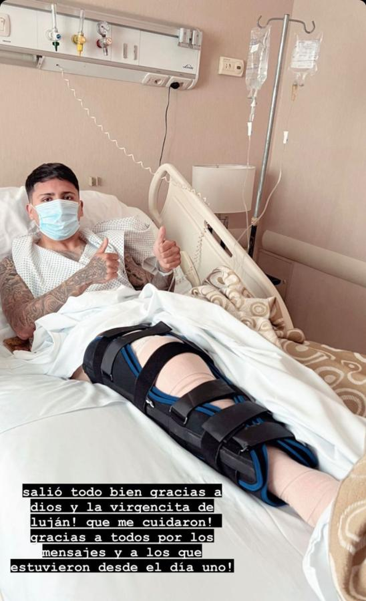 El mensaje de Farías tras su operación en la rodilla en octubre de 2022. El mensaje de Farías tras su operación en la rodilla en octubre de 2022.