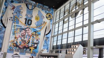 Santa Fe estudia un vuelo directo entre Rosario y Estados Unidos para el Mundial de Fútbol