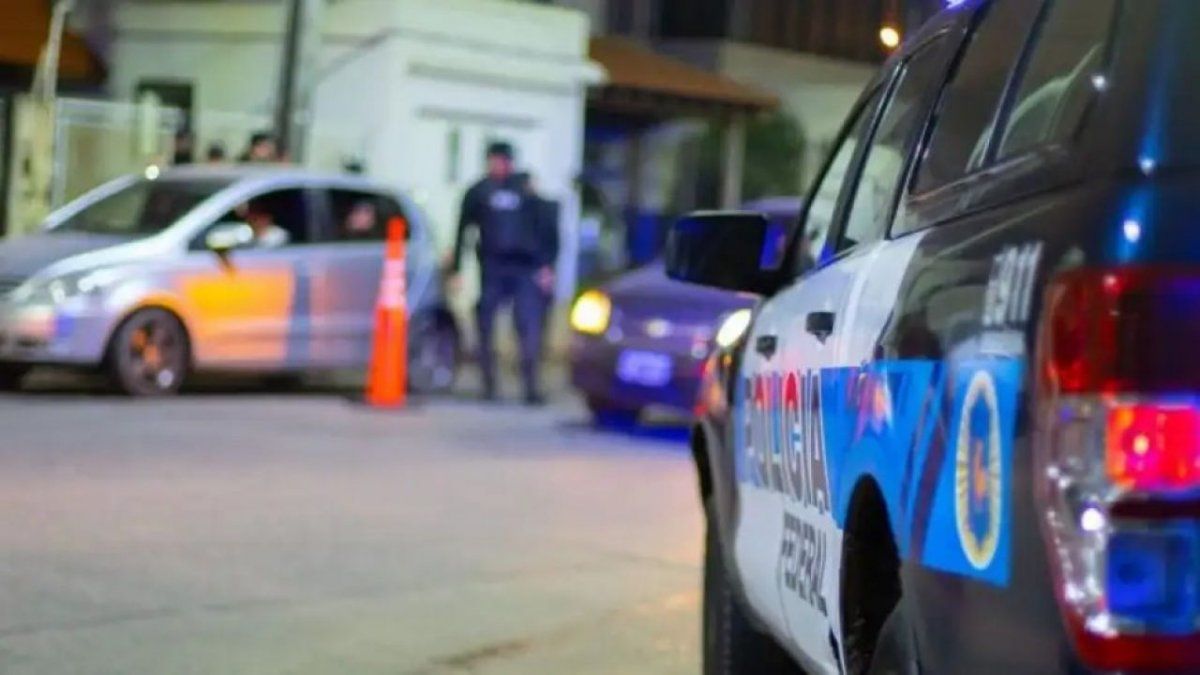 Video: un policía de la federal mató a dos motochorros que intentaron asaltarlo